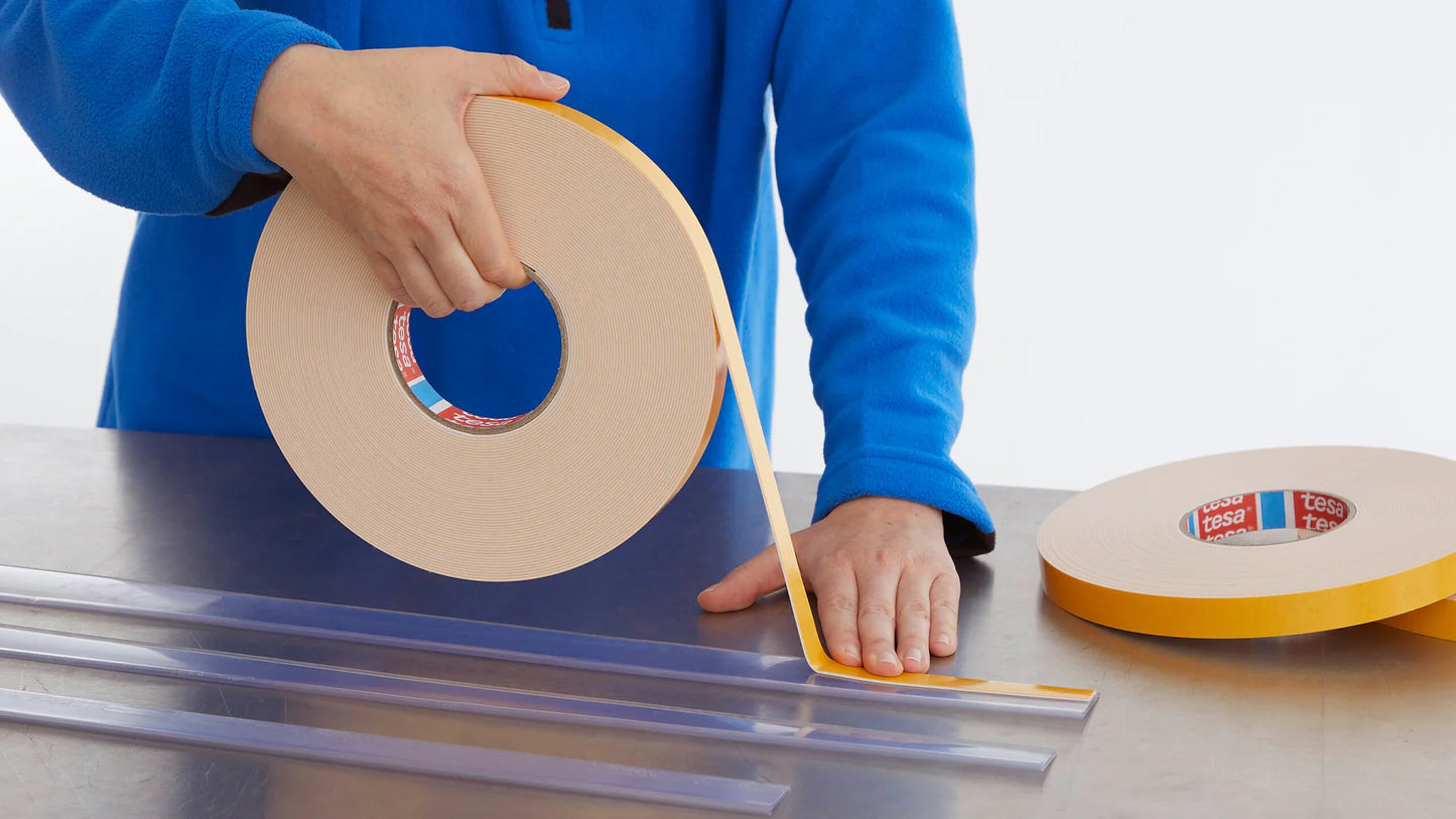 tesa 4957 dwustronnie klejąca taśma z pianki polietylenowej