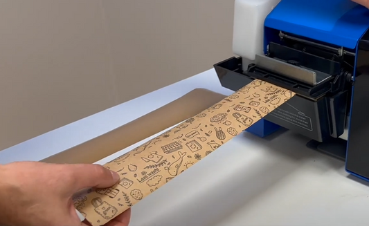 taśma papierowa aktywowana wodą w zaklejarce automatycznej