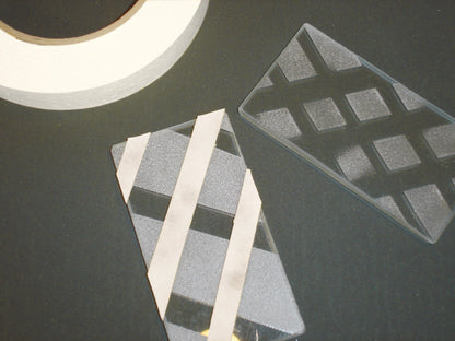 tesa 4432 – specjalistyczna taśma maskująca i wzmacniająca do szablonów piaskowania