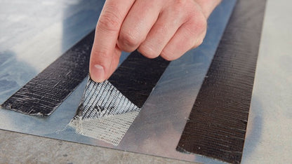 tesa® 60042 Professional Zmywacz w sprayu